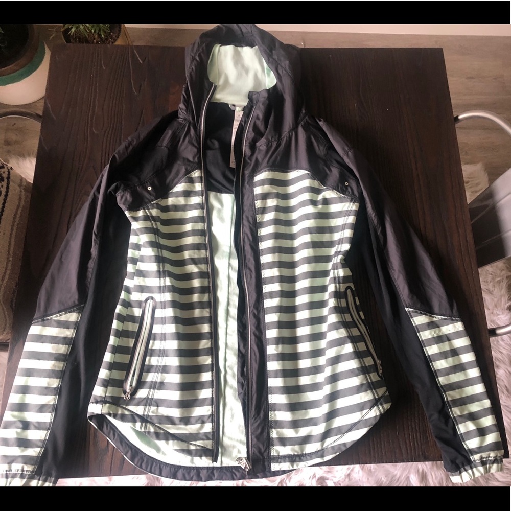Lululemon Grey/Light Mint Zip-Up hoodie